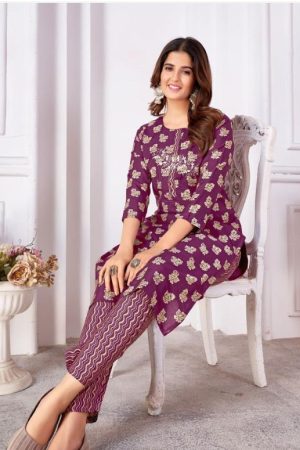Premium Cotton Silk Kurta Set with Cotton Lining and Mirror Work.