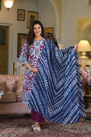 ikkat Print Kurta Set With Dupatta With Patch Work and Intricate Lace Work