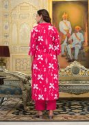Women Viscose Rayon styles pink Kurta Set with Dupatta