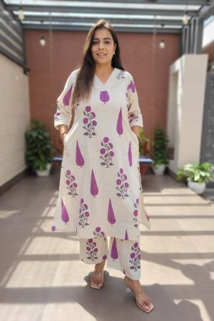 Stylish Co-Ord Set with Anchoring Neck & Pockets