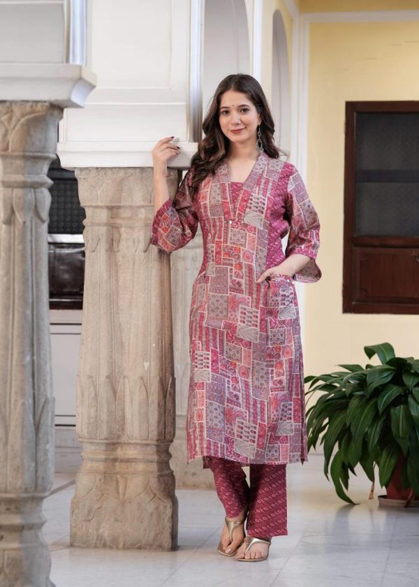 Pure Muslin Kurta Set With Intricate Work