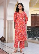 Cotton Blend Kurta Set with Pintex Work