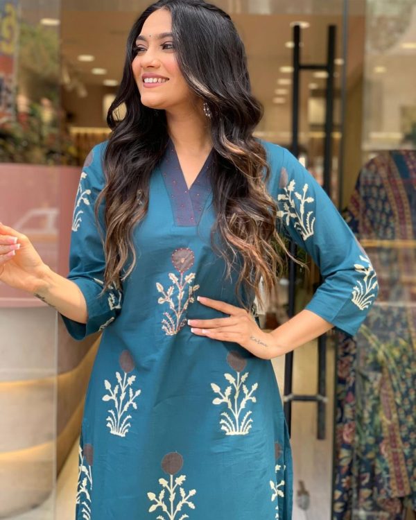 Pure Cotton Readymade Kurta Set with Dupatta - Image 3