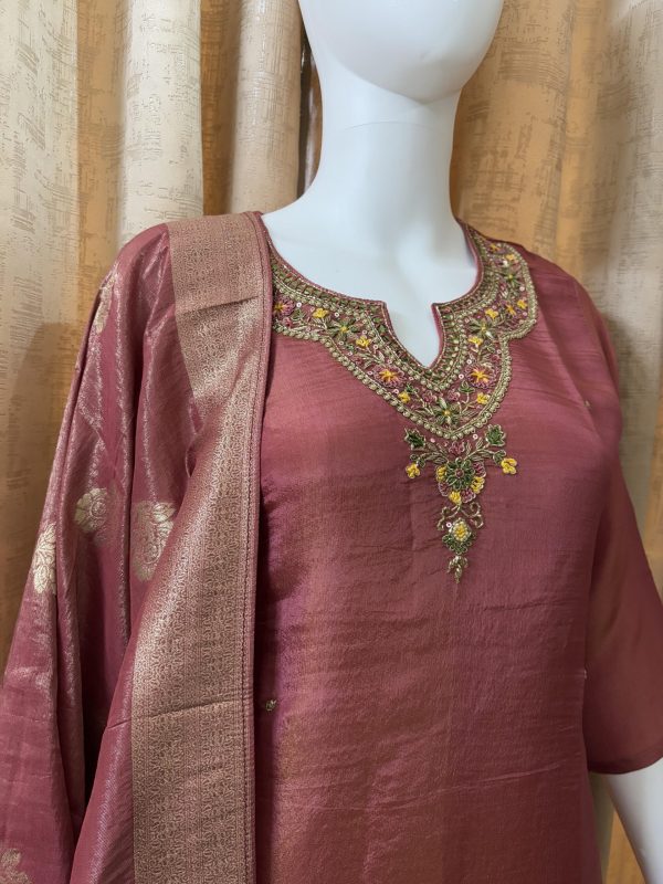 Pure Tissue Shimmer Kurta Pant with Dupatta - Image 5