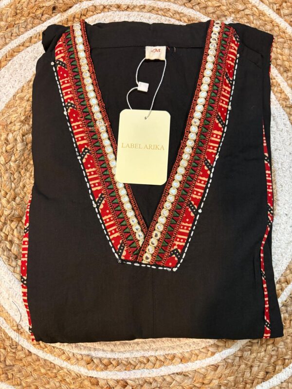 Pure Cotton Black & Maroon Kurta Set - Image 4