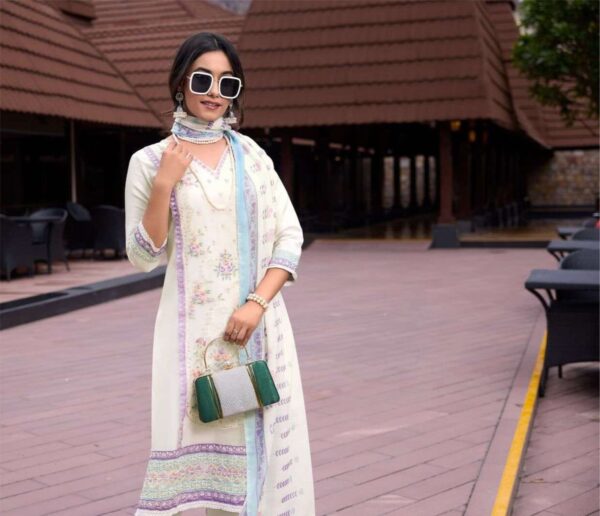 Pure Organza Kurta Set with Dupatta - Image 4
